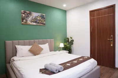 The Windie Home - Đường Thành - Bright Corner Room - Overlooking Street - Hoan Kiem Lake – Foto’s 3